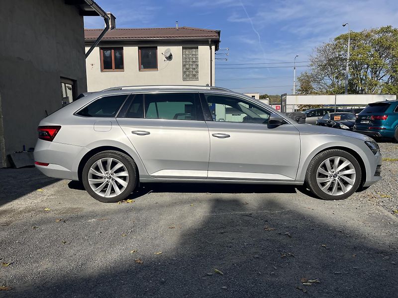 Škoda Superb (2022) 2,0 TDi 110 Kw DSG AMBIENTE + - fotka 4 z 18