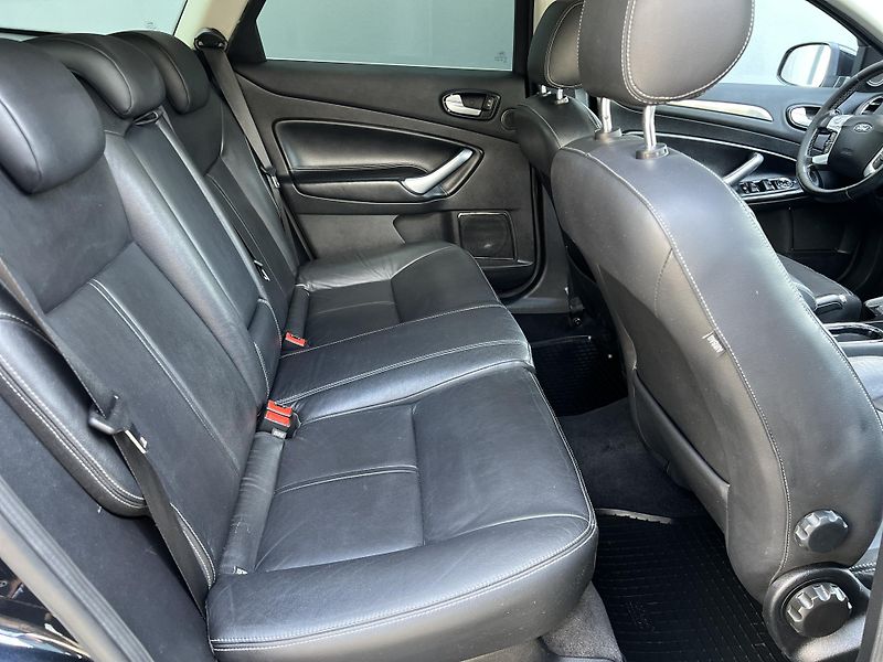 Ford Mondeo 2.0TDCi KLIMA KŮŽE TEMPOMAT - fotka 27 z 38