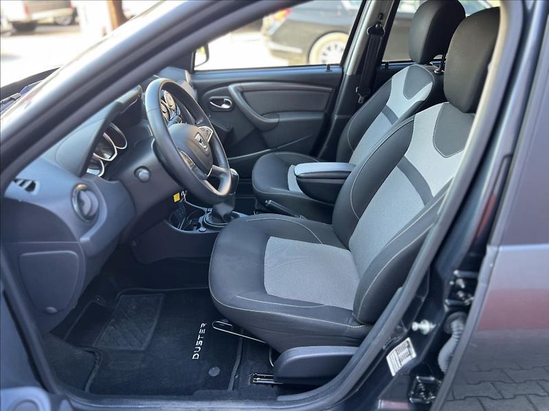Dacia Duster 1,6 SCe / LPG / KLIMA Black Sh - fotka 11 z 32