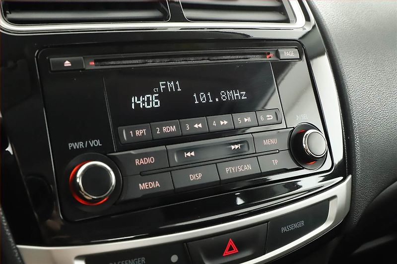 Mitsubishi ASX (2016) Invite 1.6 MIVEC, Serv.kniha - fotka 12 z 14