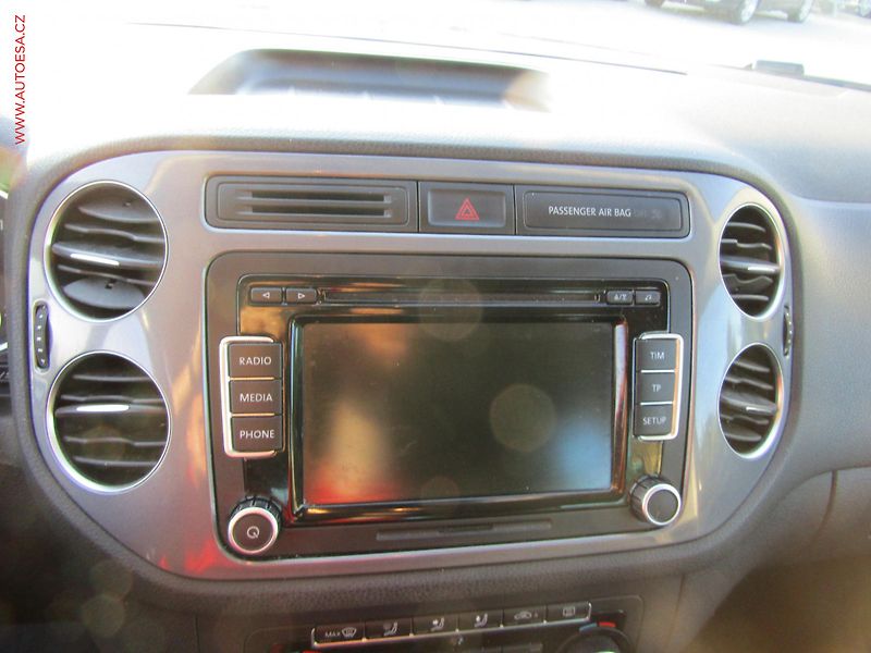 Volkswagen Tiguan (2011) 2.0TDi 4x4, ČR, Klima - fotka 13 z 17