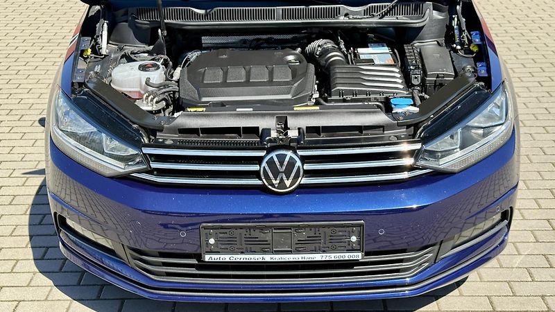 Volkswagen Touran (2022) 2.0TDi*110kW*DSG*7MÍST*STYLE* - fotka 21 z 29