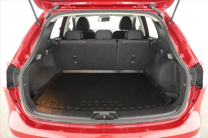 Nissan Qashqai (2016) 1.2 DIG-T, ČR,1.maj, Navi - fotka 17 z 18