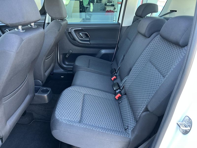 Škoda Roomster 1.2TSi 77kw PANORAMA TEMPOMAT - fotka 22 z 40