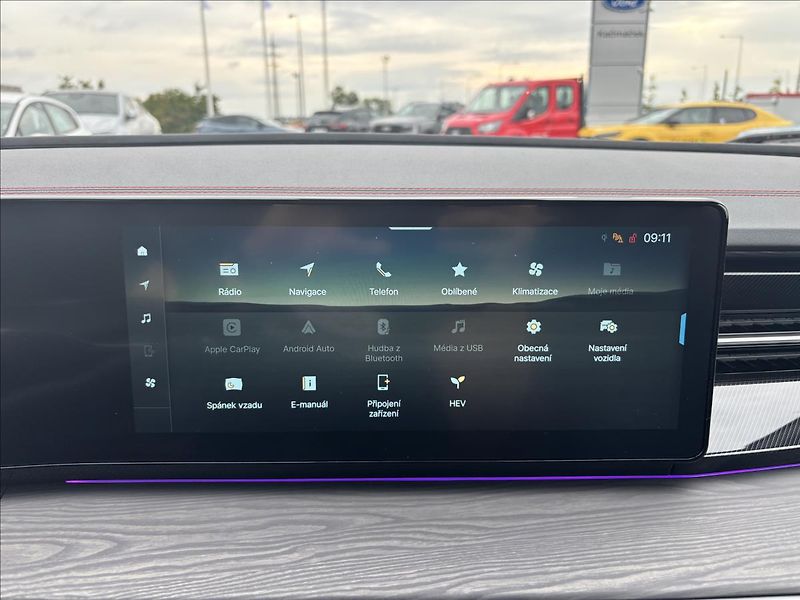 KGM Actyon 1,5 GDI Premium Hybrid 2WD - fotka 33 z 38