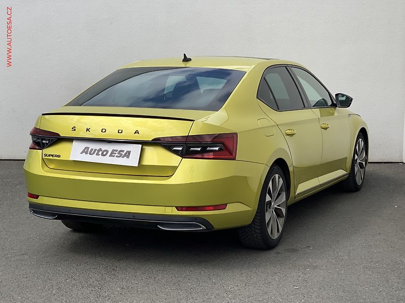 Škoda Superb (2020) 2.0 TDi, ČR, DSG, navi, LED - fotka 4 z 22