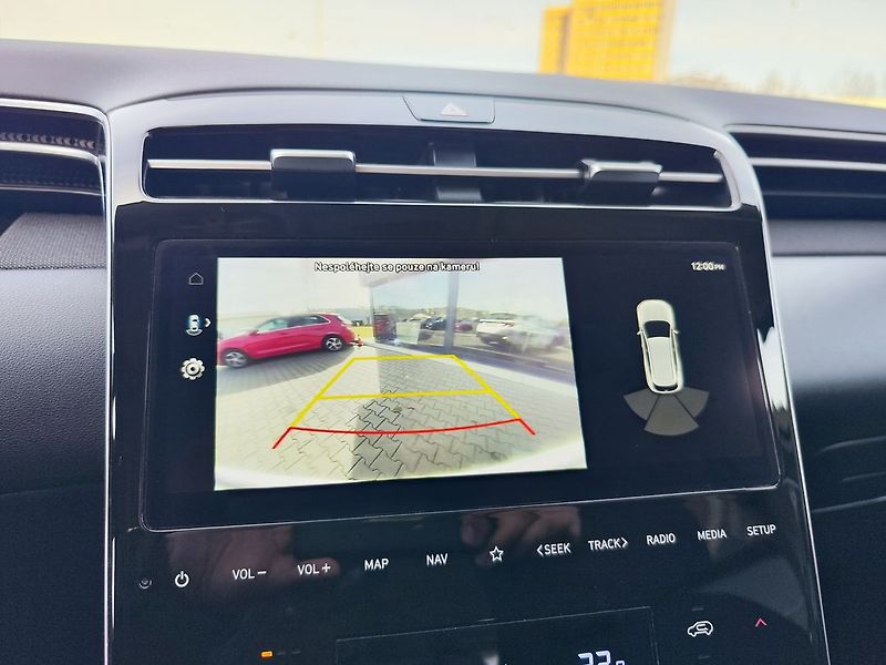 Hyundai Tucson 1.6CRDI/100kW SmartNav DCT 4X4 - fotka 20 z 32