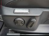Volkswagen Passat (2018) 2.0TDi, ČR, AC, tempo, park - náhled 18