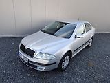 Škoda Octavia II,1.6MPi,SERVISNÍ KNIHA,ČR - náhled 1