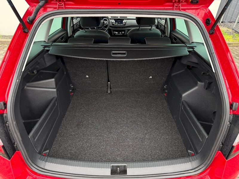 Škoda Fabia (2022) Combi 1.0 TSI 70 kW - fotka 19 z 20