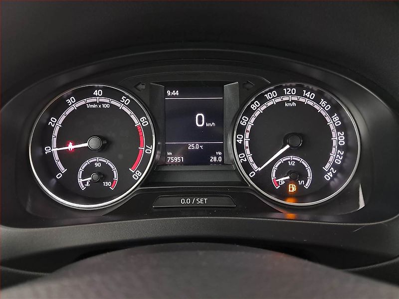 Škoda Rapid (2018) Ambition 1.0 TSI, Serv.kniha - fotka 11 z 19