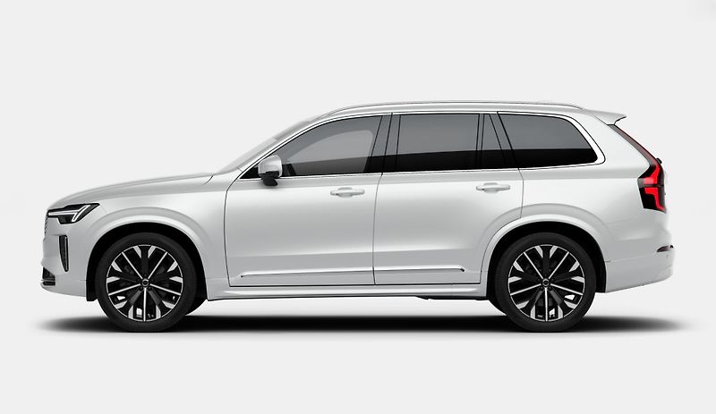 Volvo XC90 (2026) B5 AWD PLUS BRIGHT - fotka 2 z 16