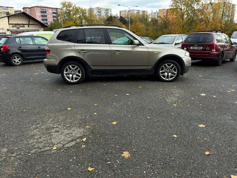 BMW X3 koupeno v ČR 2 majitel - fotka 8 z 18