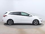 Hyundai i30 (2016) 1.6 GDI, ČR,1.maj, Tempomat - náhled 6