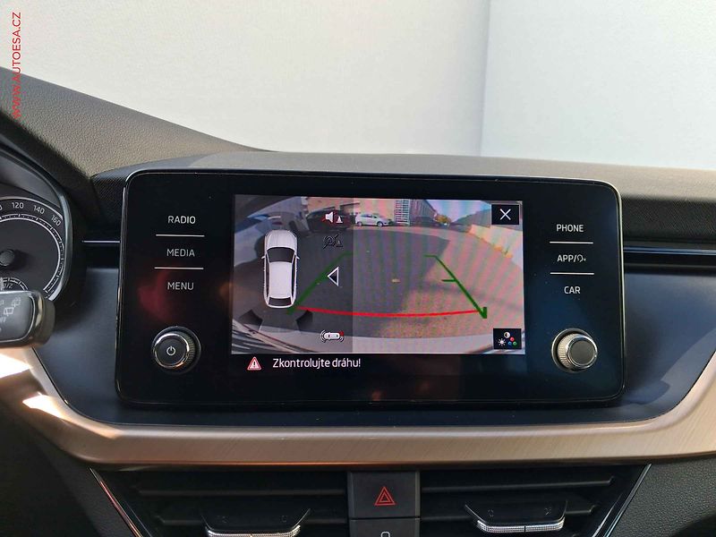 Škoda Scala (2019) 1.5TSi, 2.maj,ČR, Style, DSG - fotka 18 z 18