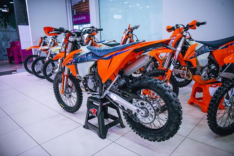 KTM 150 EXC TPI Nová - fotka 4 z 14