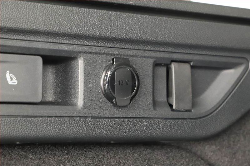 Škoda Superb (2025) 1.5 TSI mHEV, Selection - fotka 13 z 20