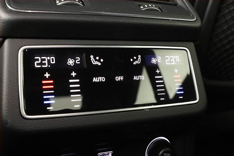 Audi A7 (2018) 55 TFSI - fotka 28 z 29