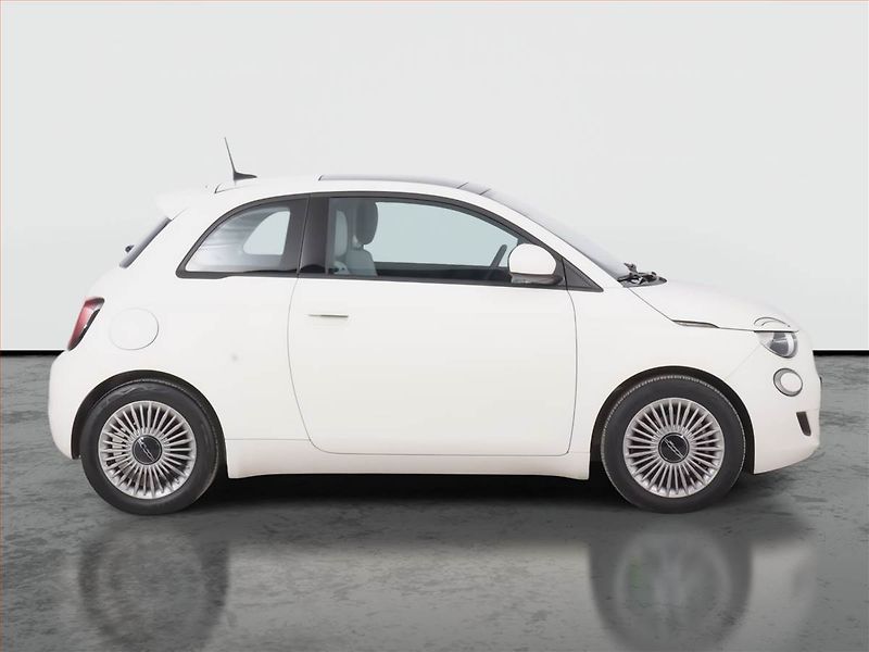 Fiat 500e (2021) 42 kWh, SoH 93%, Automat - fotka 6 z 20