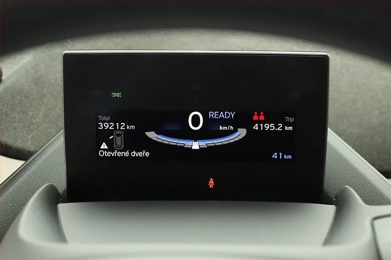 BMW i3 (2021) 120Ah BEV, SoH 91% - fotka 9 z 17