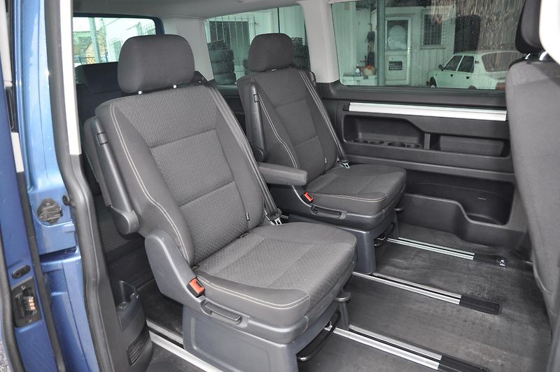 Volkswagen Multivan 2.0TDi 110kW Automat - fotka 9 z 18