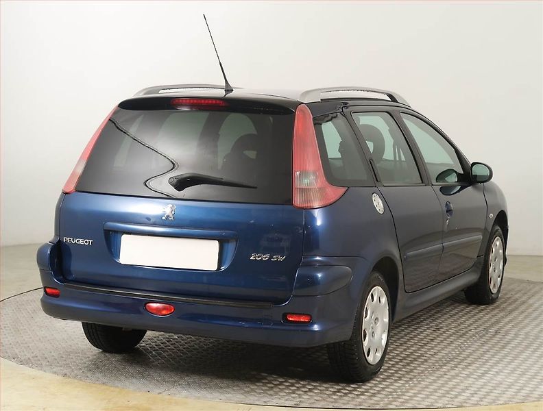 Peugeot 206 (2006) 1.4 HDI, po STK, Klima - fotka 5 z 14