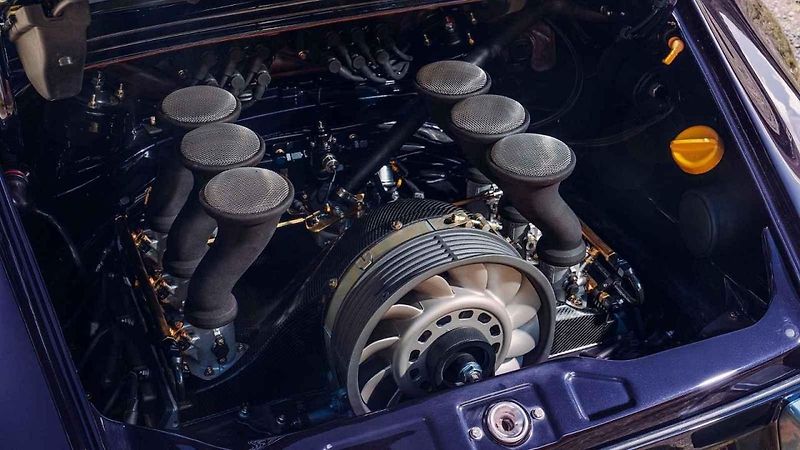 Porsche 911 v úpravách od Theon Design.