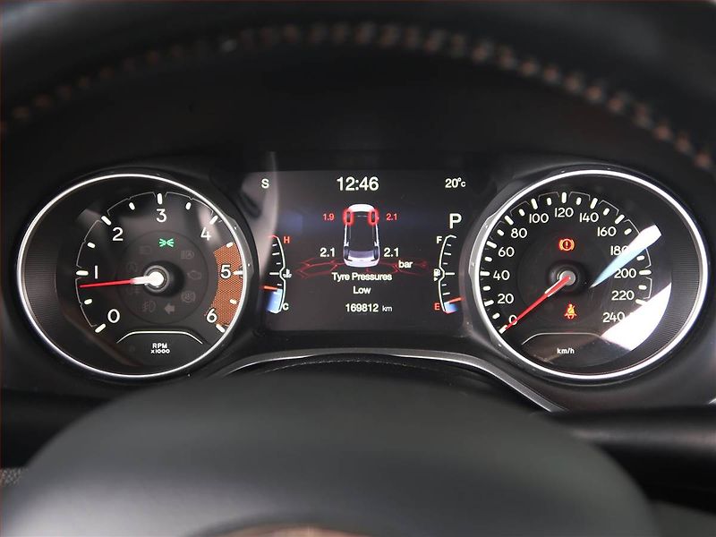 Jeep Compass (2018) 2.0 MultiJet, 4X4, Automat - fotka 11 z 17
