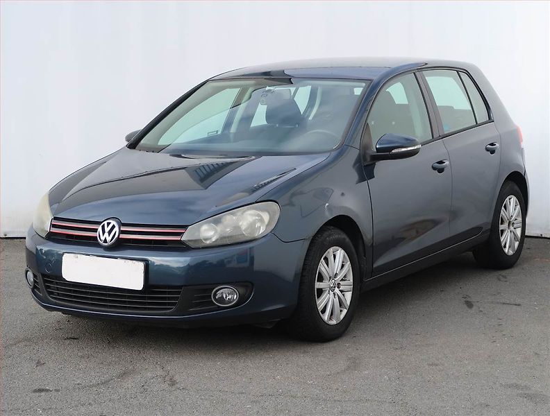 Volkswagen Golf (2011) 1.2 TSI, Tempomat - fotka 2 z 17