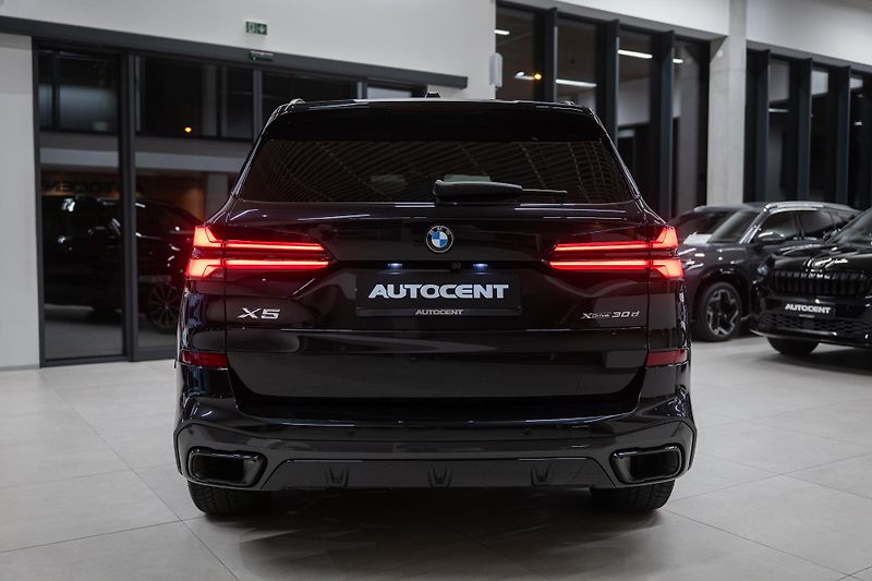 BMW X5 (2025) 30xd M-SPORT NEZAVISLÉ TAŽNÉ - fotka 9 z 52