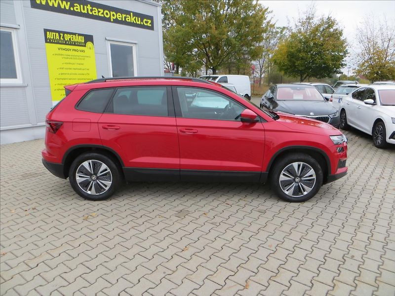 Škoda Karoq 2,0 TDI 110kw Style 4x4 DSG - fotka 10 z 28