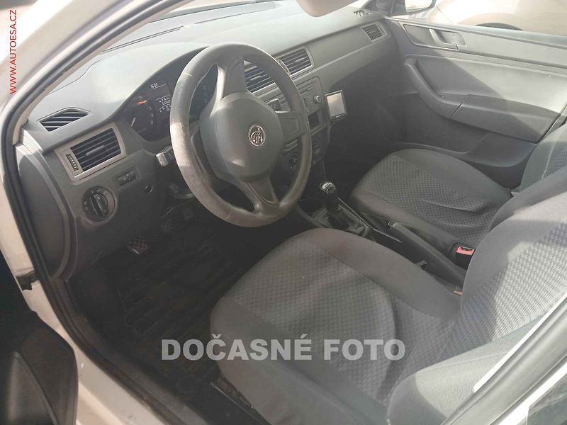 Škoda Rapid (2015) 1.6 TDi, ČR, AC, tažné - fotka 3 z 3