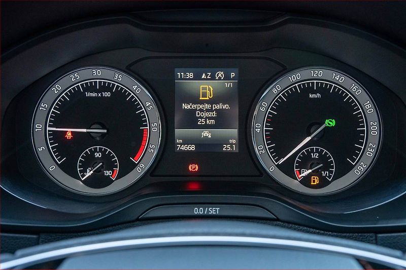 Škoda Karoq (2021) Style 2.0 TDI - fotka 11 z 23
