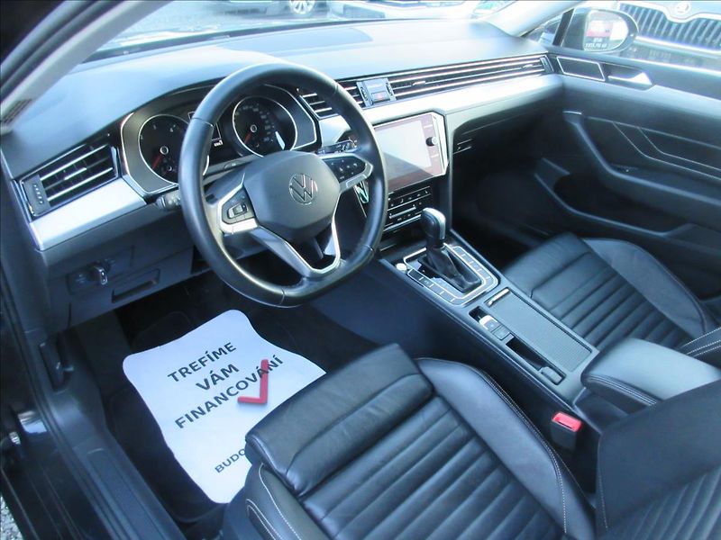 Volkswagen Passat 2,0 TDI DSG Elegance - fotka 6 z 18