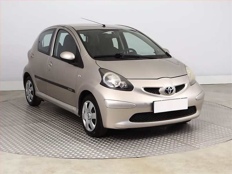 Toyota Aygo (2008) 1.0 VVT-i, nová STK, Tažné - fotografie inzerátu