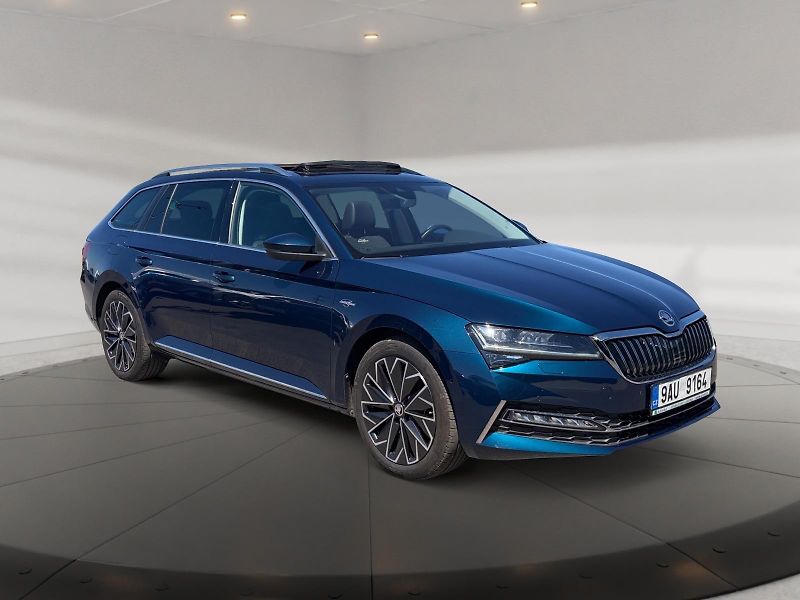 Škoda Superb (2023) L&K 2.0TSI 206kW DSG 4x4 CZ - fotka 3 z 11
