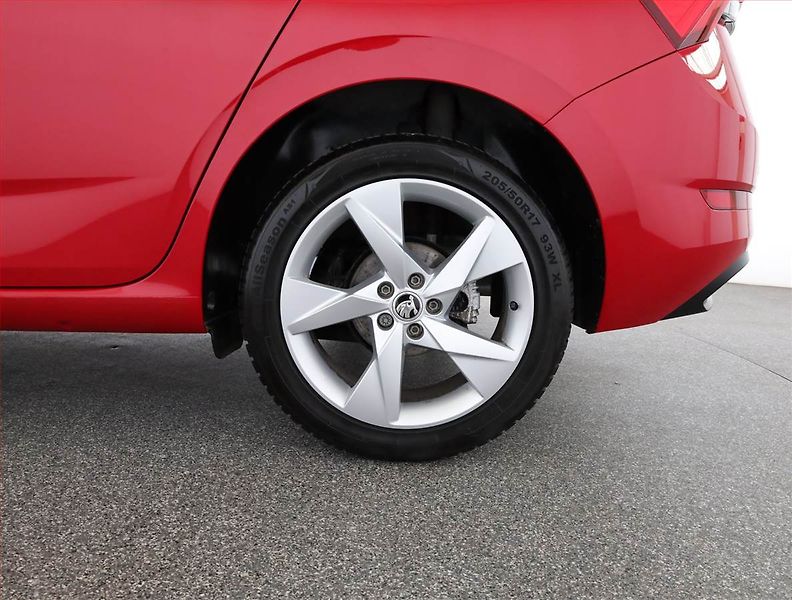 Škoda Scala (2022) Style 1.0 TSI, Serv.kniha - fotka 19 z 19