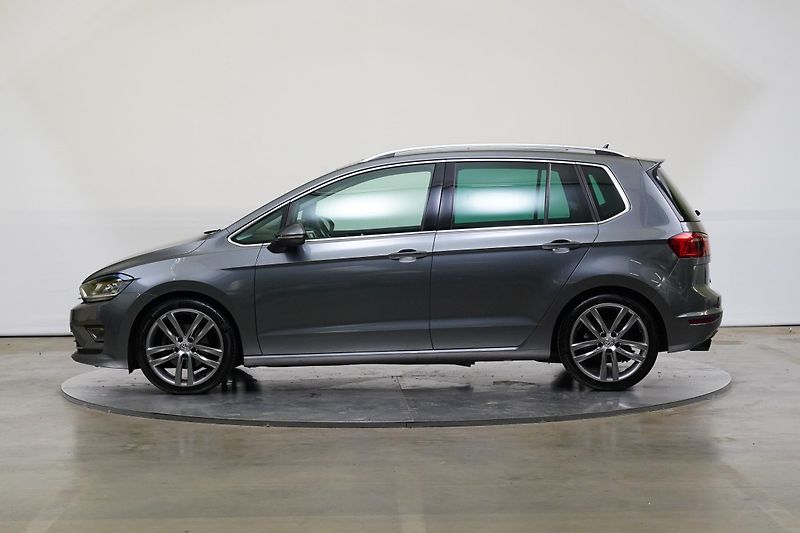 Volkswagen Golf - fotka 3 z 25