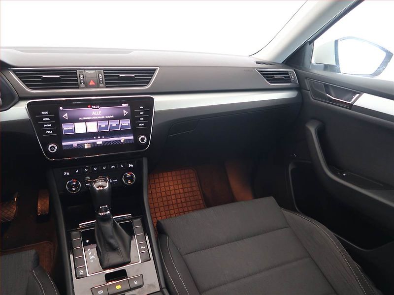 Škoda Superb (2018) Ambition Plus 2.0 TDI, Automat - fotka 8 z 14