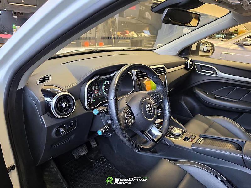 MG ZS (2021) Luxury 44,5 kWh, (143 koní) - fotka 7 z 11