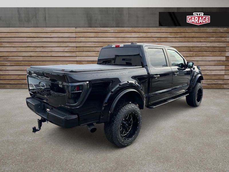 Ford F-150 (2022) +5.0+ROUGH COUNTRY+CERVINI+ - fotka 3 z 21