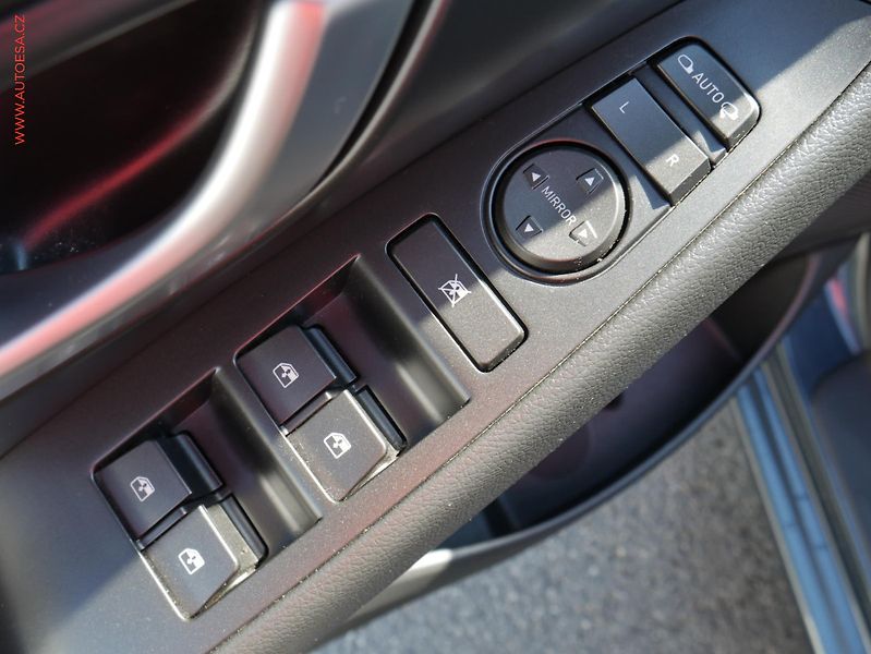 Hyundai i30 (2021) 1.5 T-GDi, ČR, Smart, kamera - fotka 14 z 23