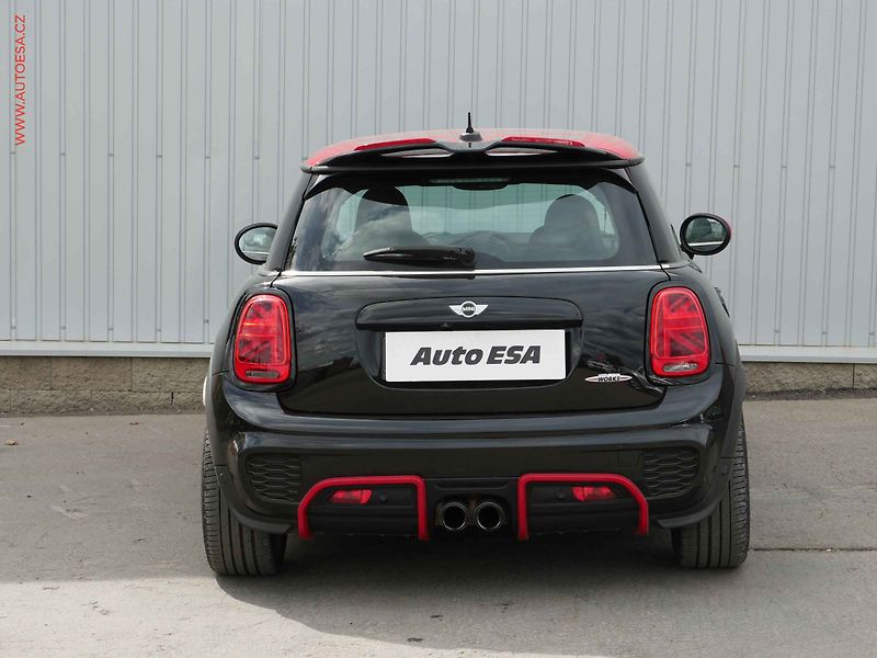 Mini JCW (2015) 2.0 T, ČR, AT, LED, kamera - fotka 5 z 29