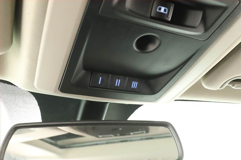 RAM 1500 (2021) 5.7 V8 Hemi - fotka 25 z 25
