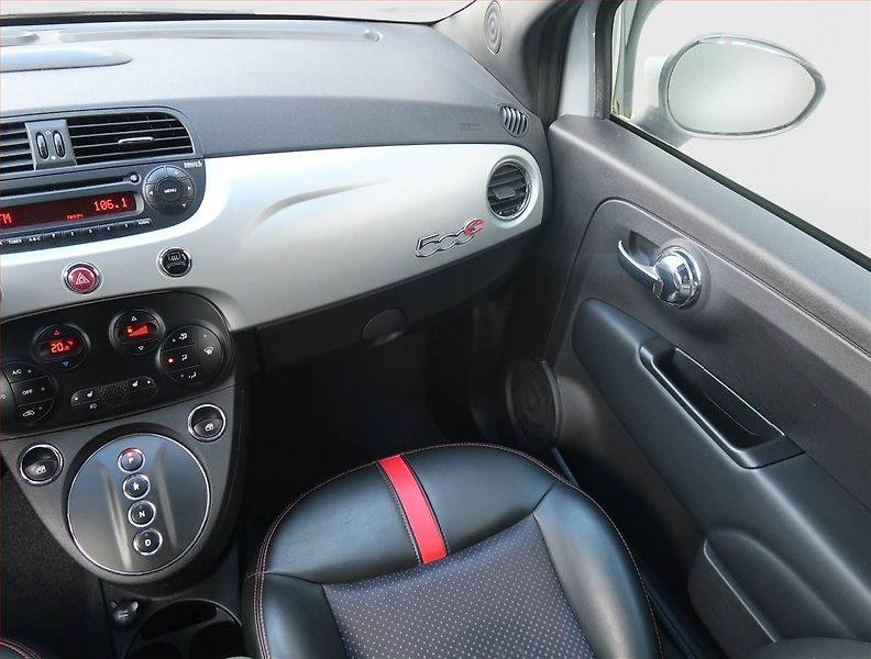 Fiat 500e (2014) 24 kWh, Automat, Tempomat - fotka 8 z 14