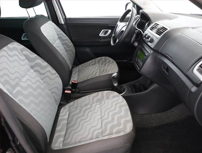 Škoda Fabia (2008) 1.2, Serv.kniha, po STK - fotka 7 z 12