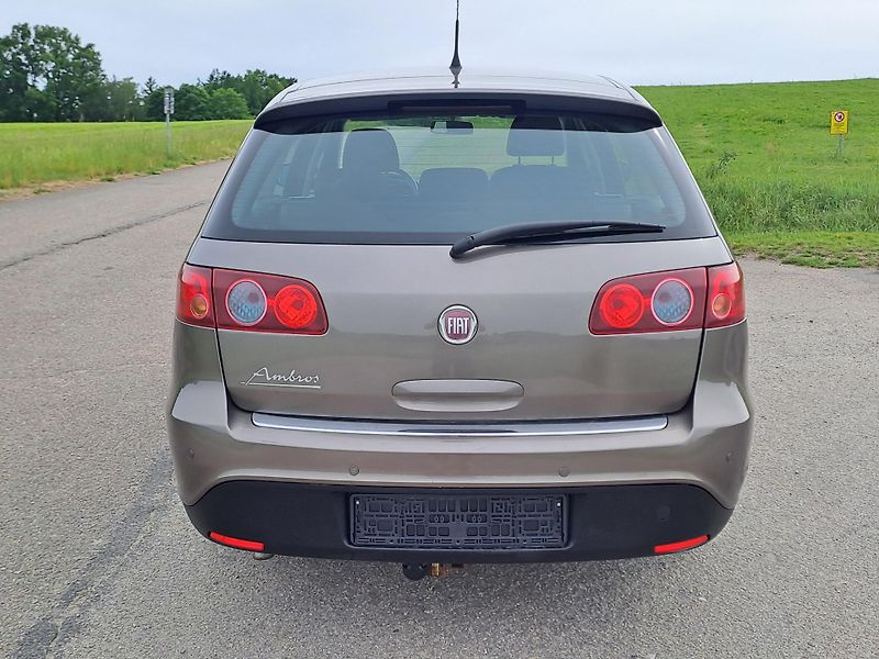 Fiat Croma (2010) 1.9 JTD KLIMA TAŽNÉ - fotka 6 z 31