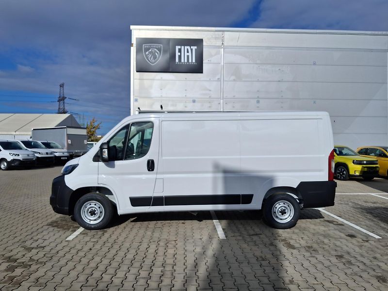 Peugeot Boxer (2026) PEUGEOT BOXER FURGON 3000 L2H1 - fotka 2 z 21