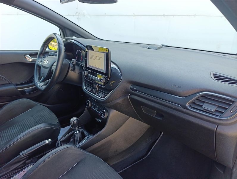 Ford Fiesta 1,5 ST 147kW Kamera Performanc - fotka 25 z 34