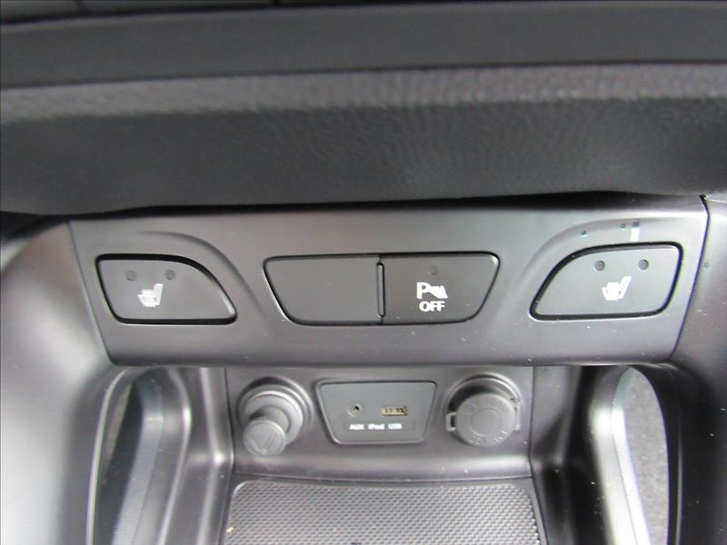 Hyundai ix35 2,0 i 120kW Automat Style - fotka 18 z 30